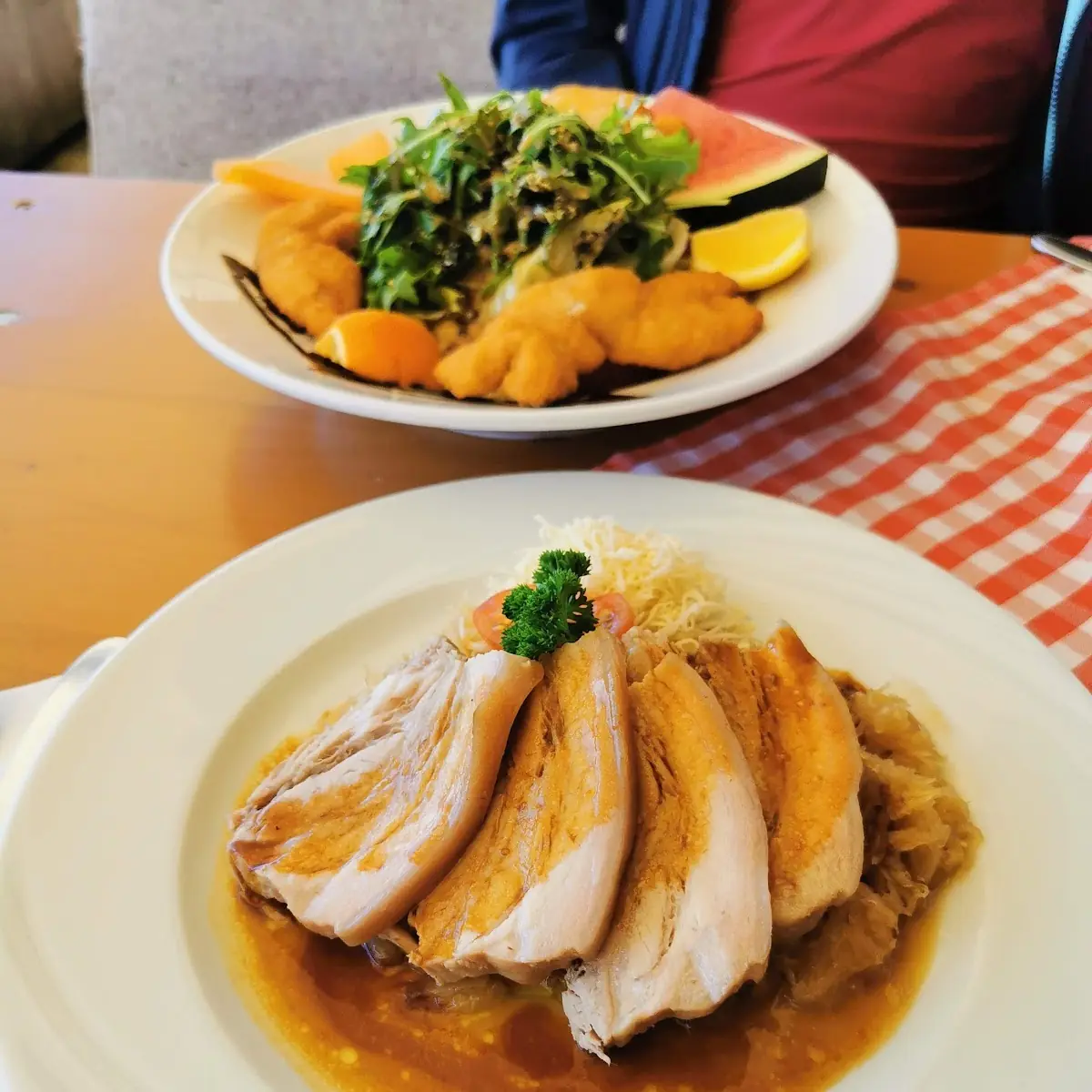 Backhendlsalat Und Kesselfleisch