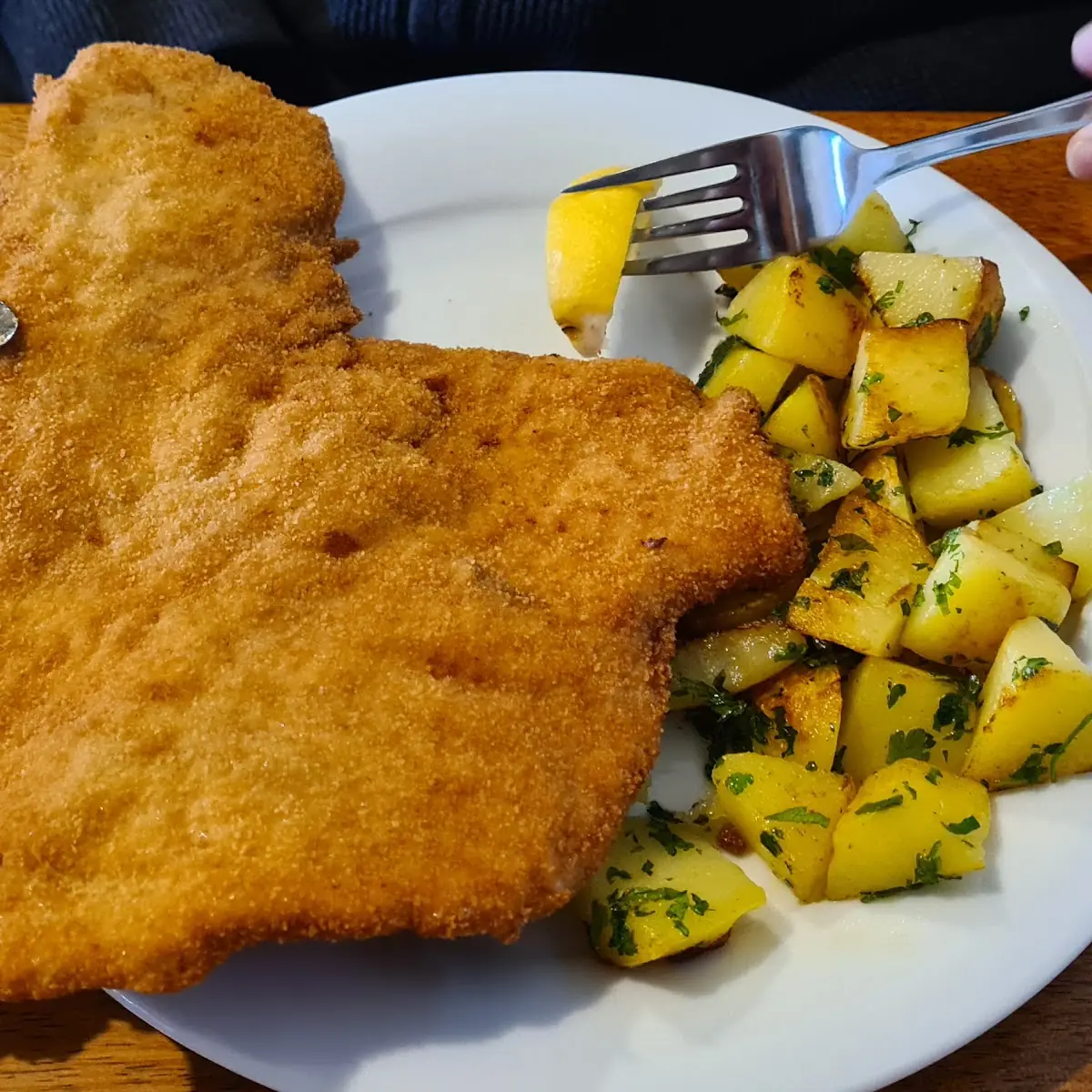 Schnitzel Mit Petersilerdäpfel