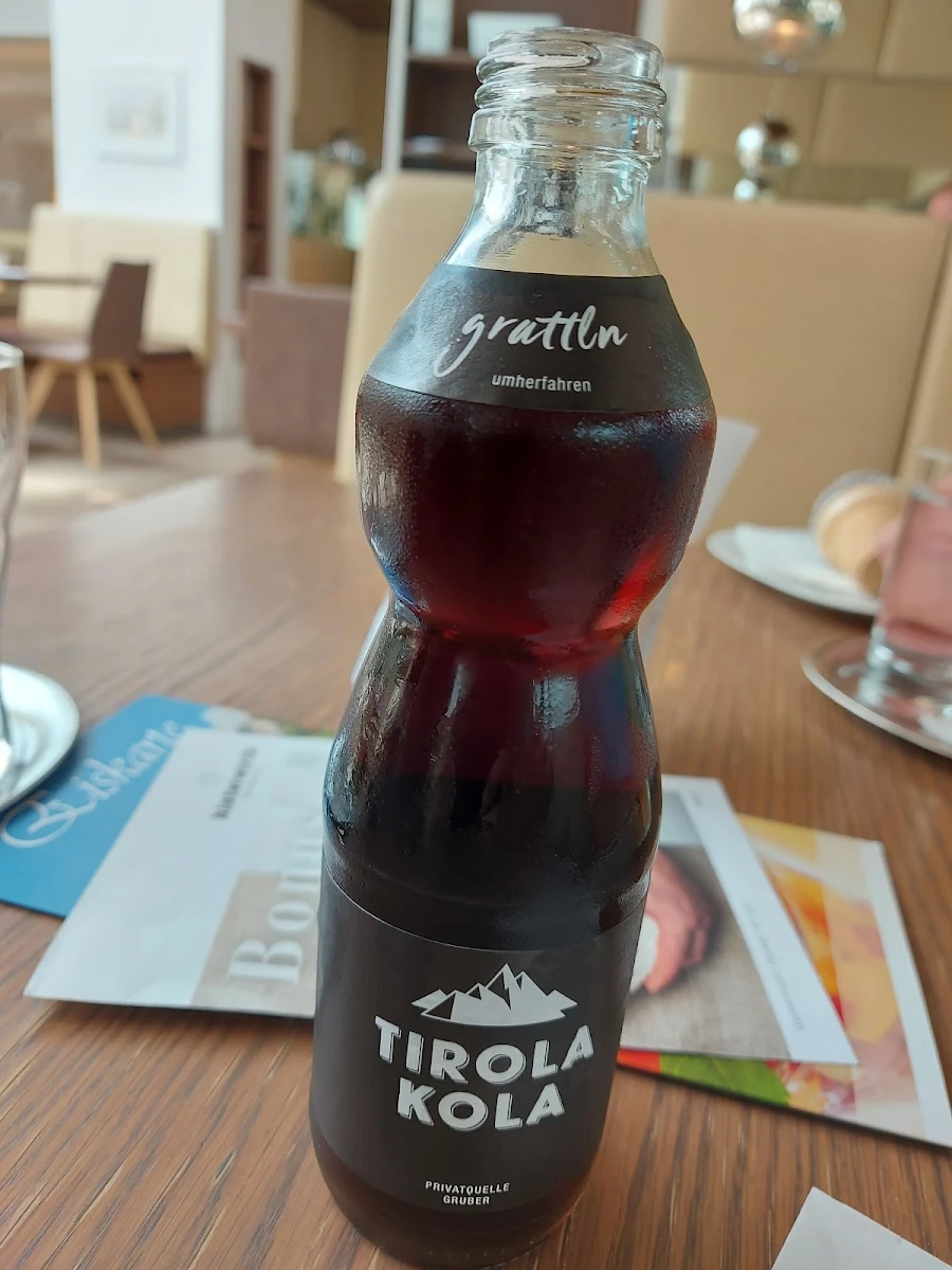 Tirola Cola