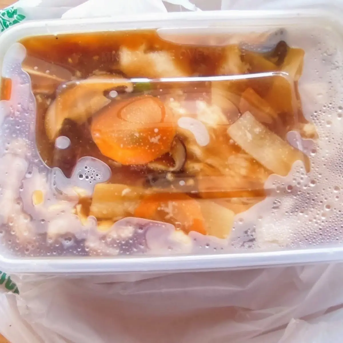 Chicken with Bamboo and Mushrooms
