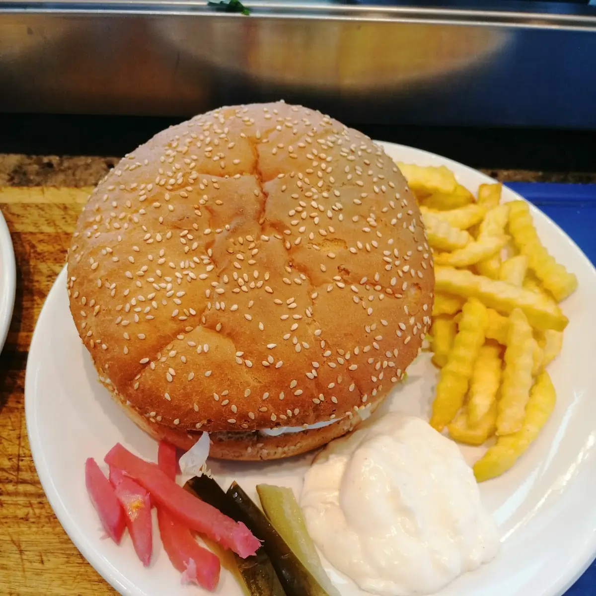 Hamburger Mit Pommes Frites