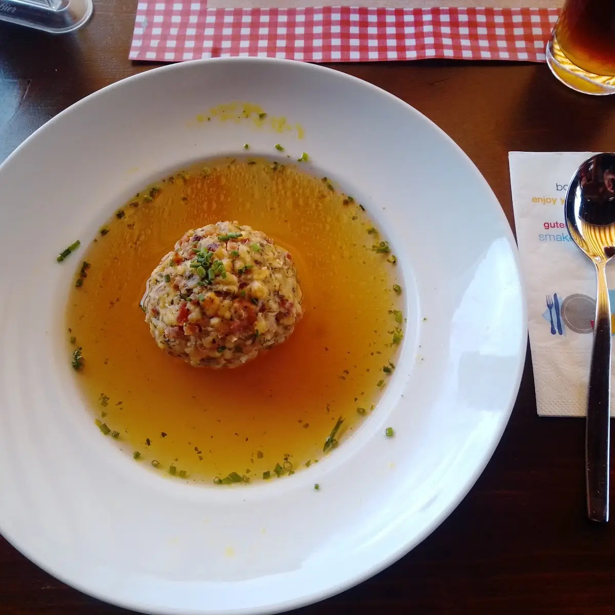 Speckknödel Suppe