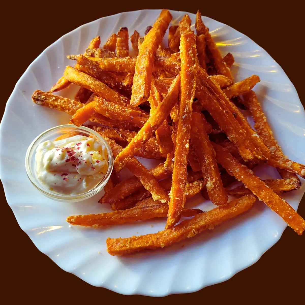 Süßkartoffel-pommes Mit Trüffelmayonnaise