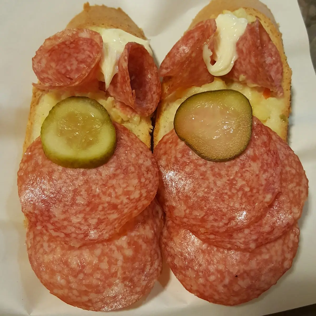 Salami Brötchen
