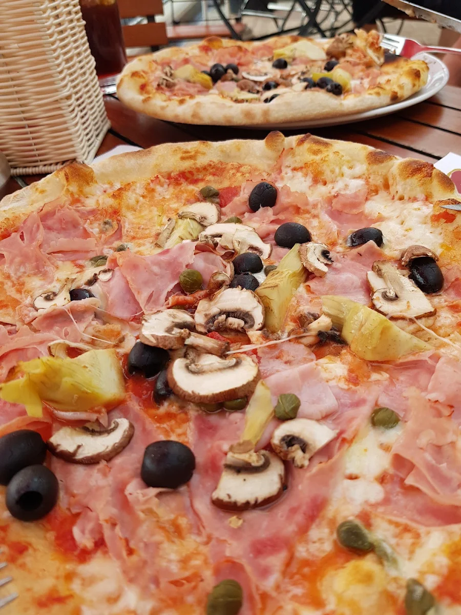 Pizza Quattro Stagioni
