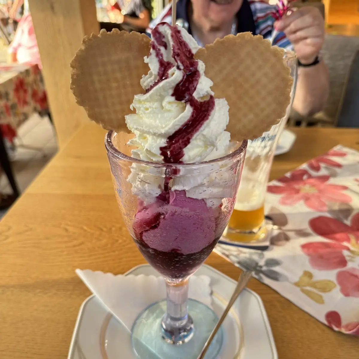 Waldbeerbecher