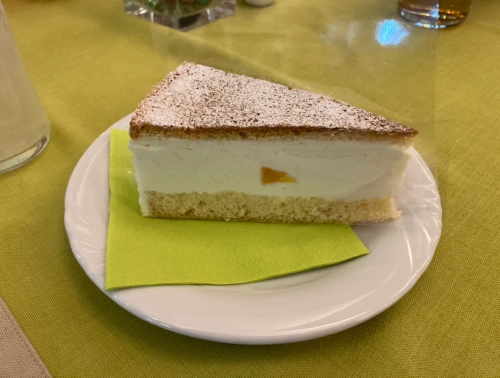 Käsesahne Torte