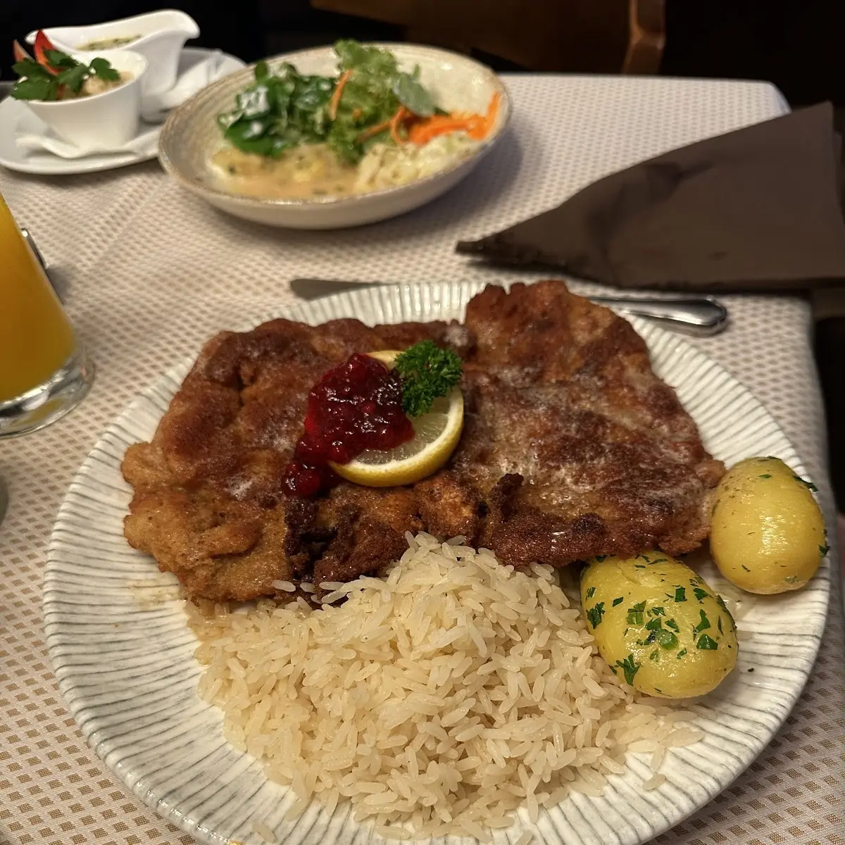 Schnitzel Mit Pommes
