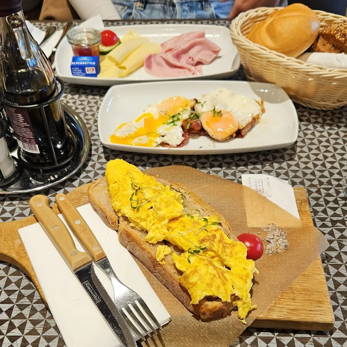 Bauernbrot Mit Rührei