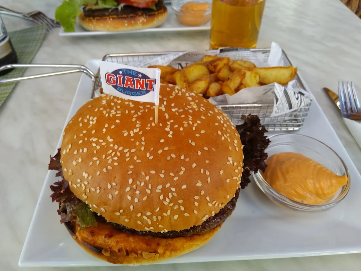 Halsmarter Bürger Mit Wedges