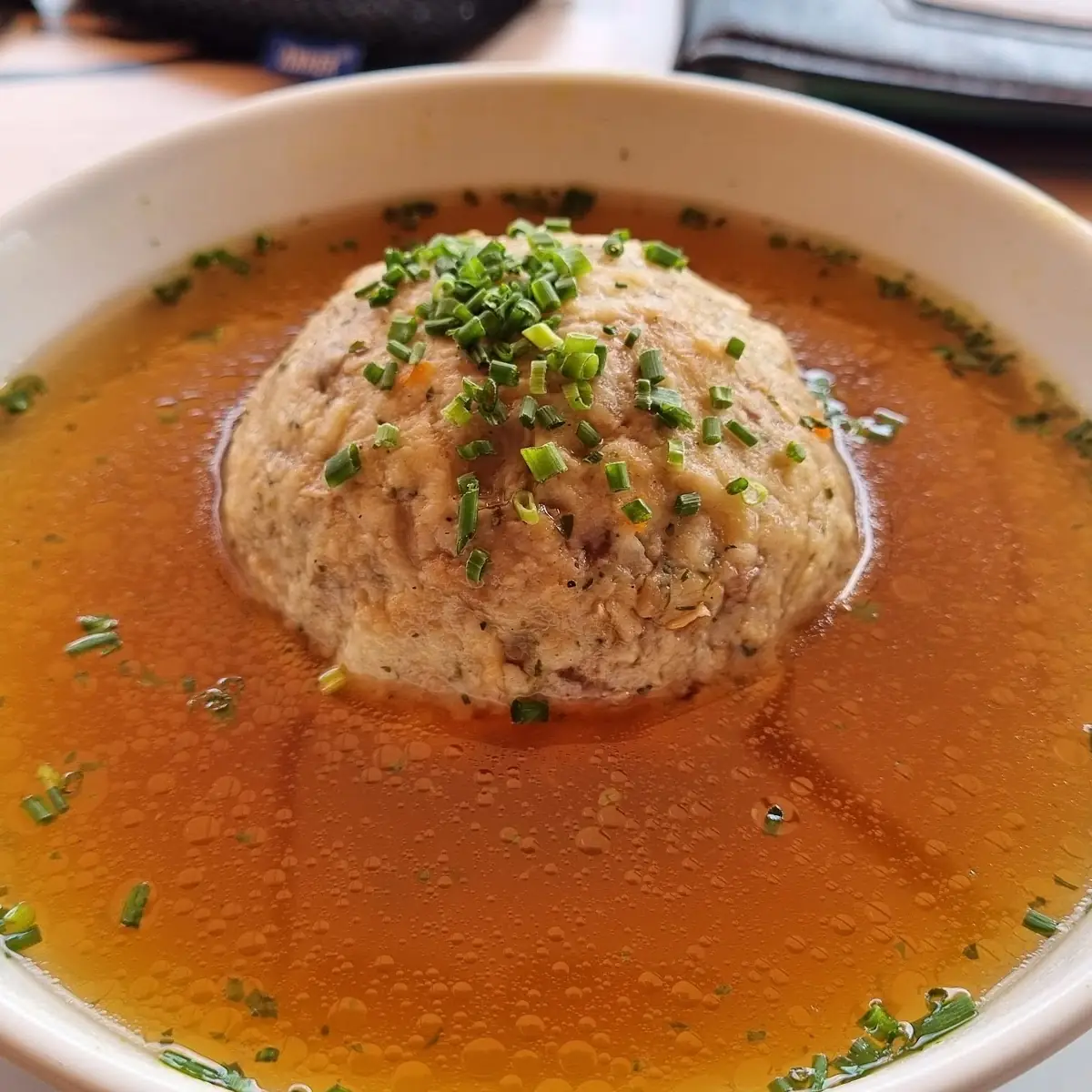 Speckknödelsuppe