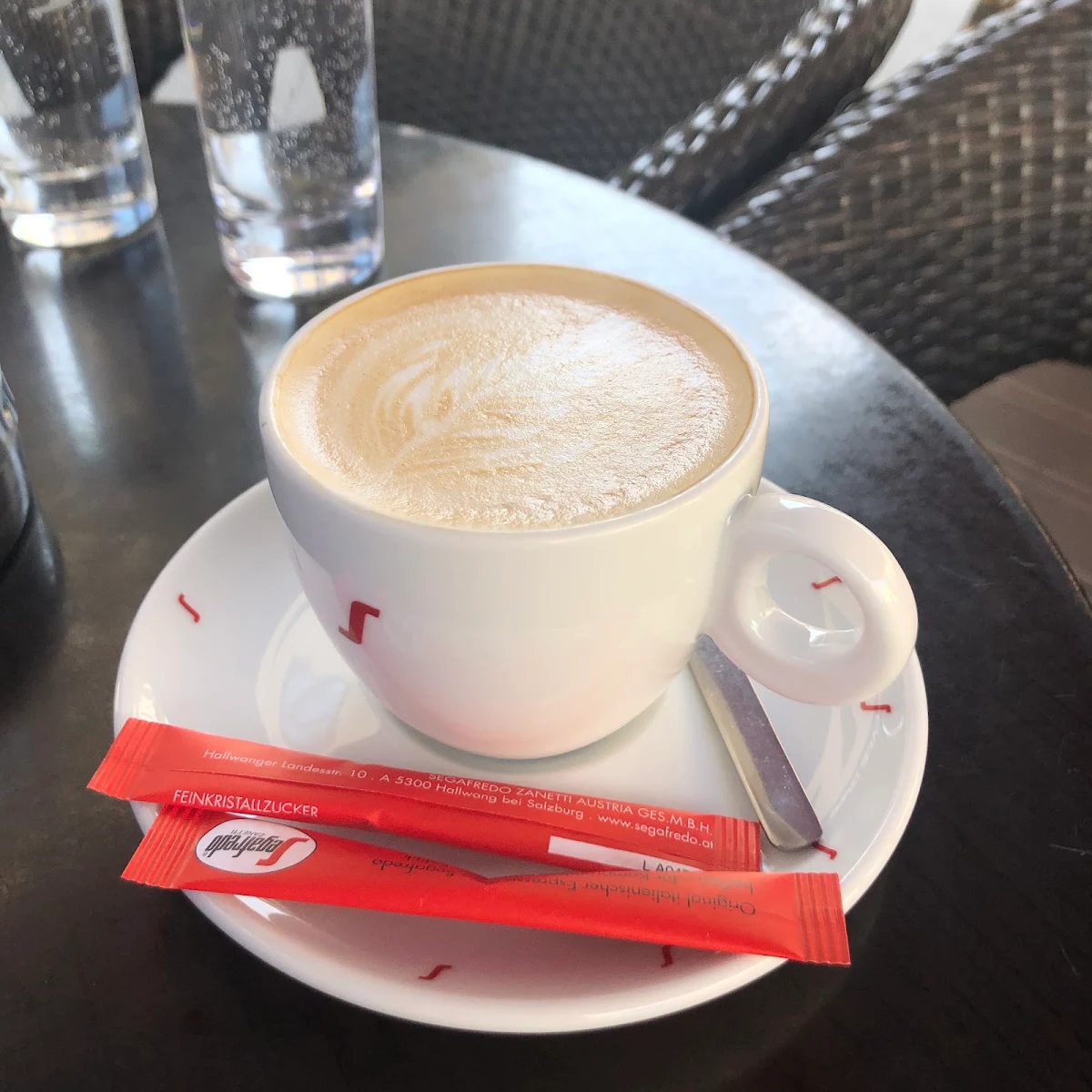Cappuccino, Cafe Dani