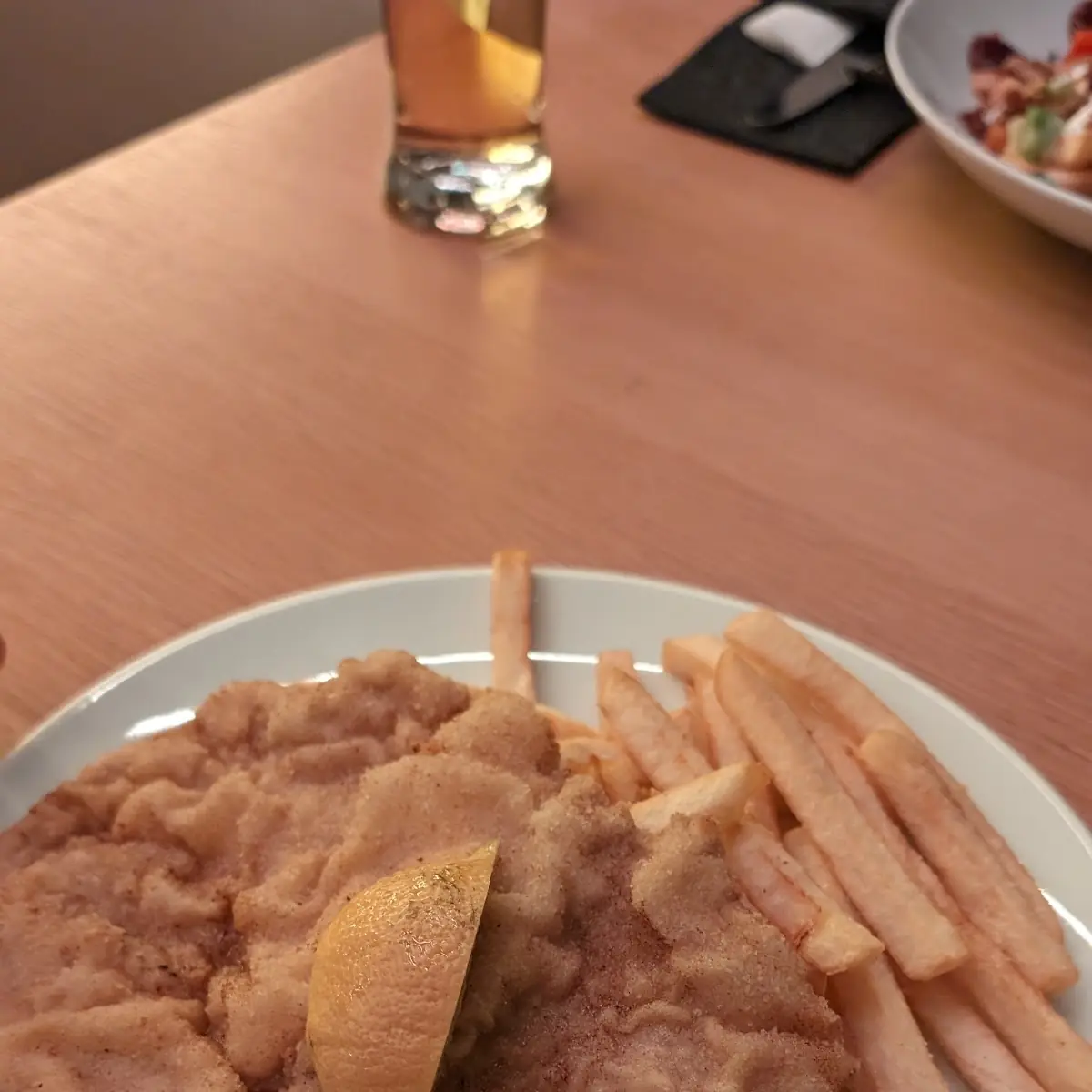Wiener Schnitzel Mit Pommes