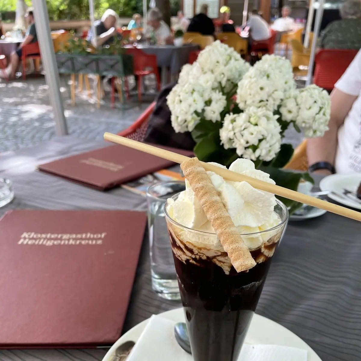 Eiskaffee Mit Schlagobers