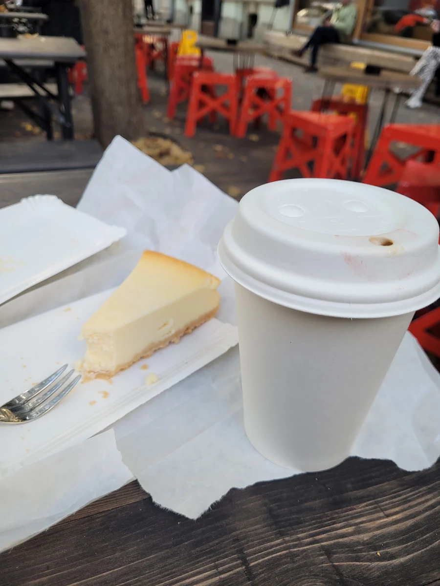 Cheesecake and Cappuccino
