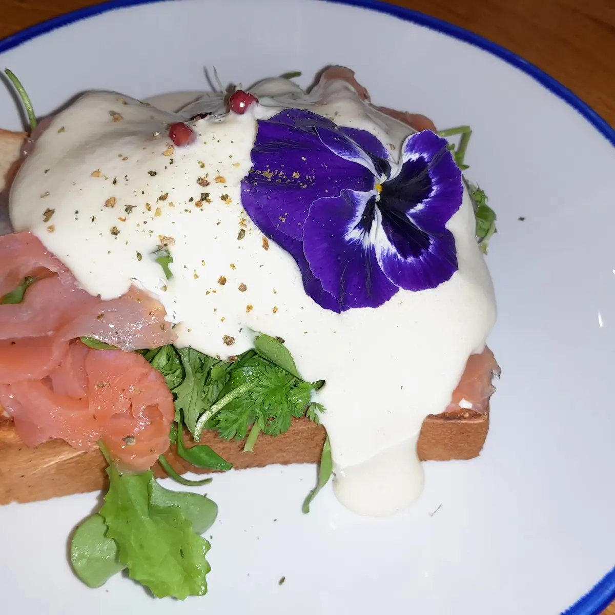 Egg Benedict Mit Lachs