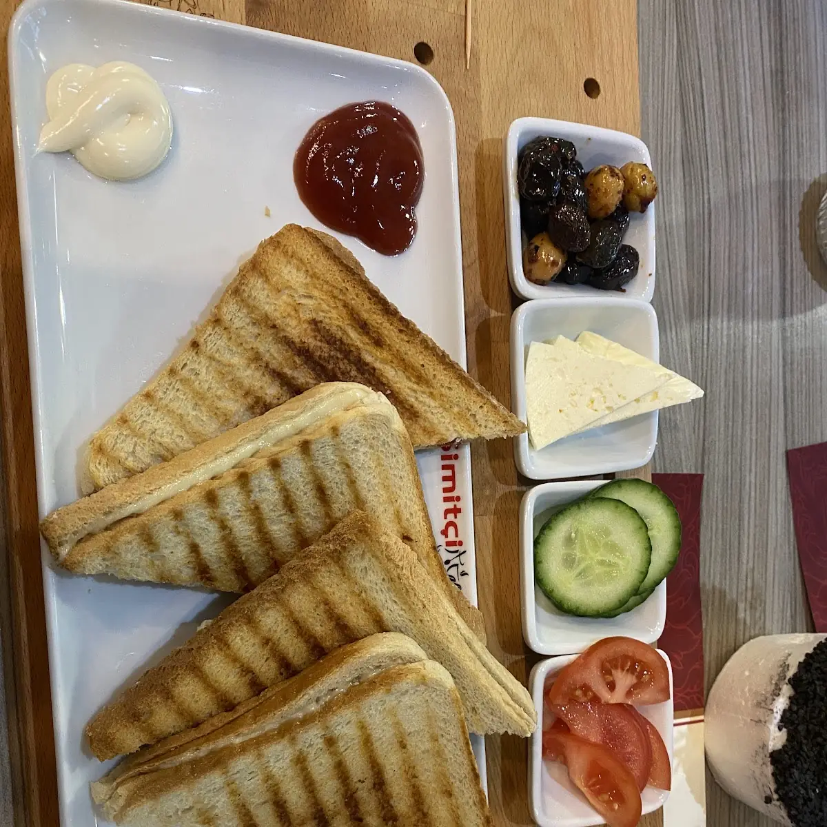 Toast Mit Sucuk
