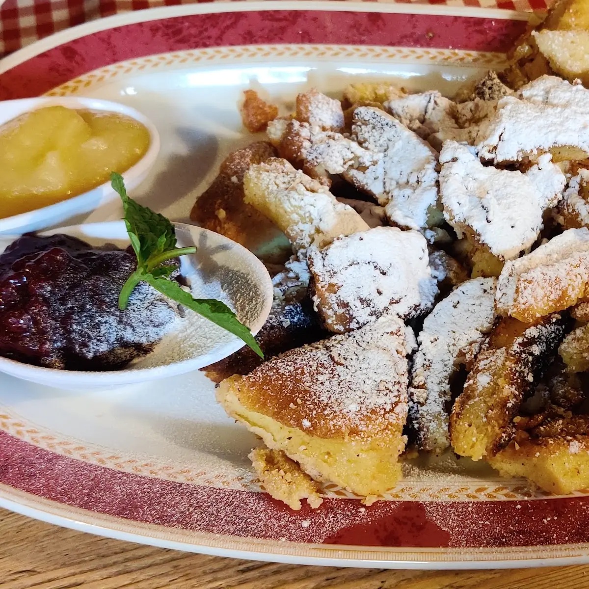 Kaiserschmarrn, Die Sünderalm