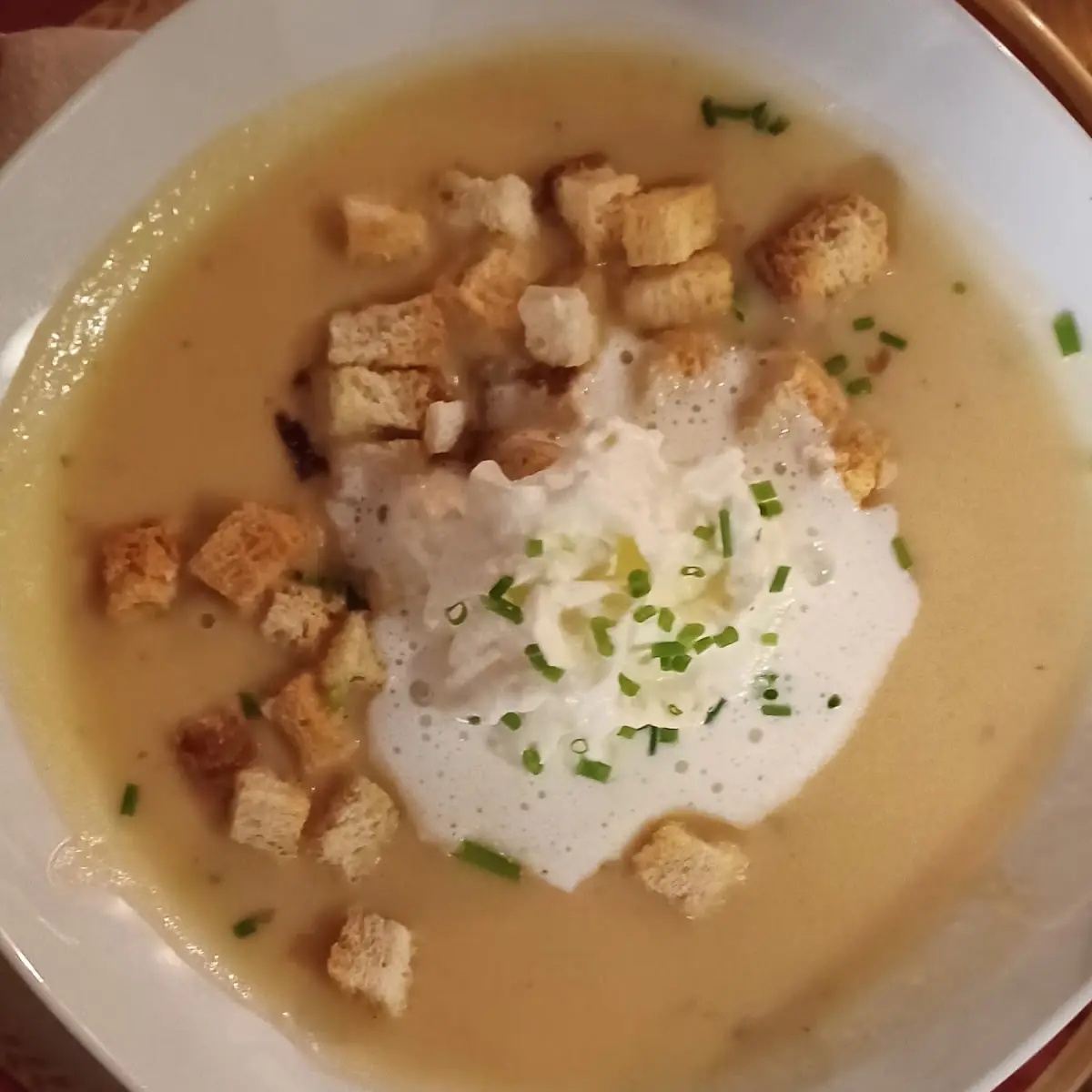 Kartoffelsuppe Mit Croutons, Die Sünderalm