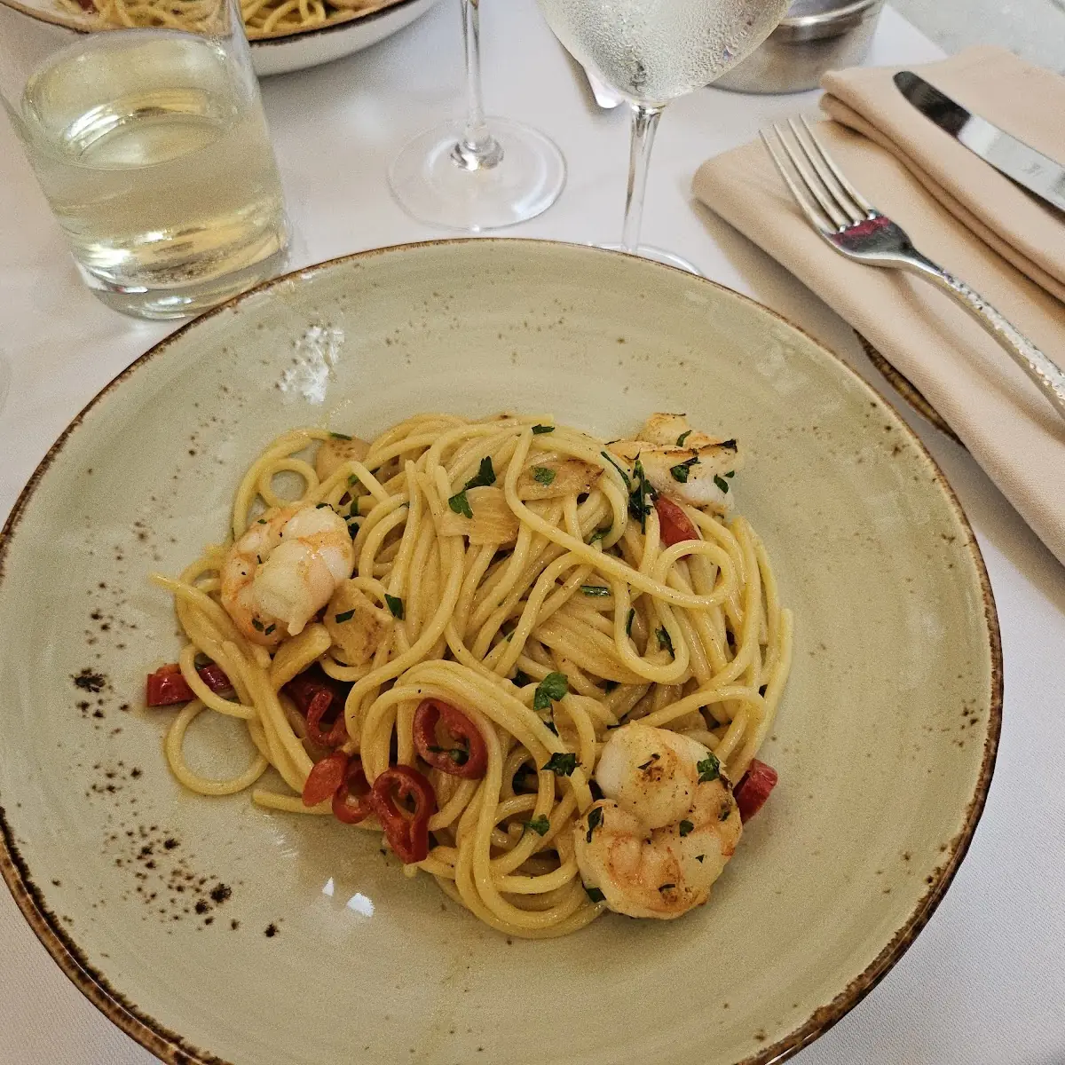 Spaghetti Aglio E Olio E Peperoncino Mit Garnelen