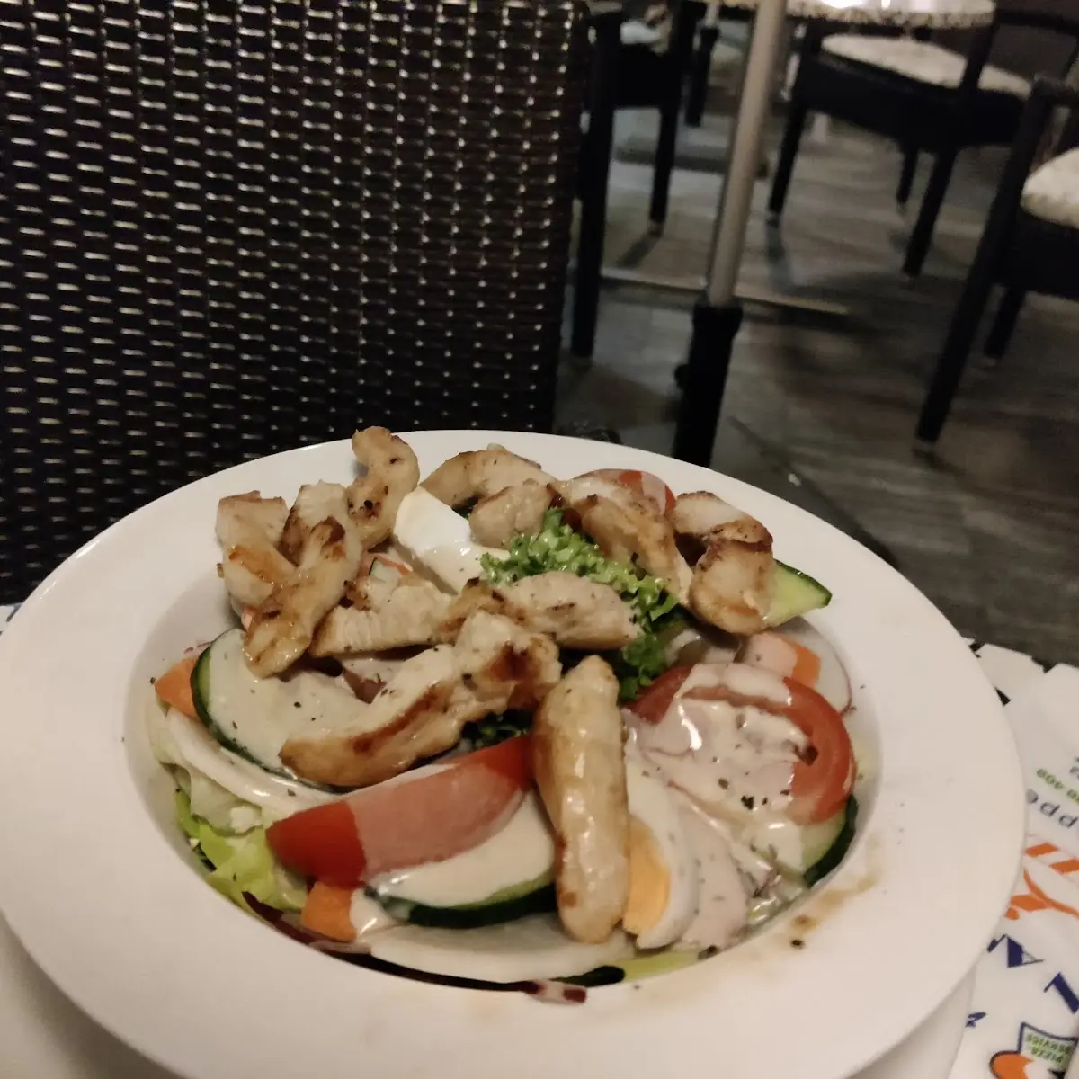 Putenbruststreifen Salat