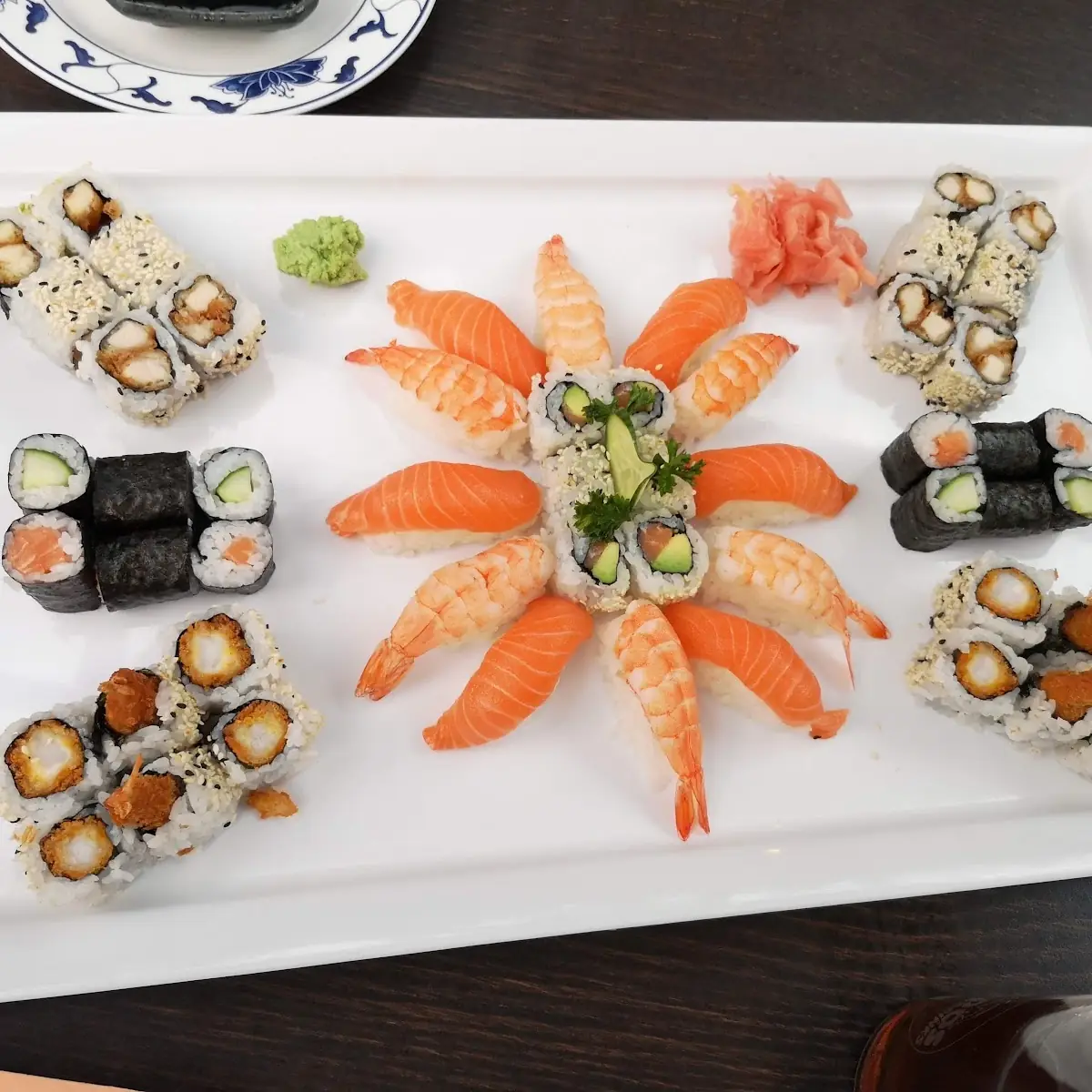 Sushi Familienplatte Für 2 Personen