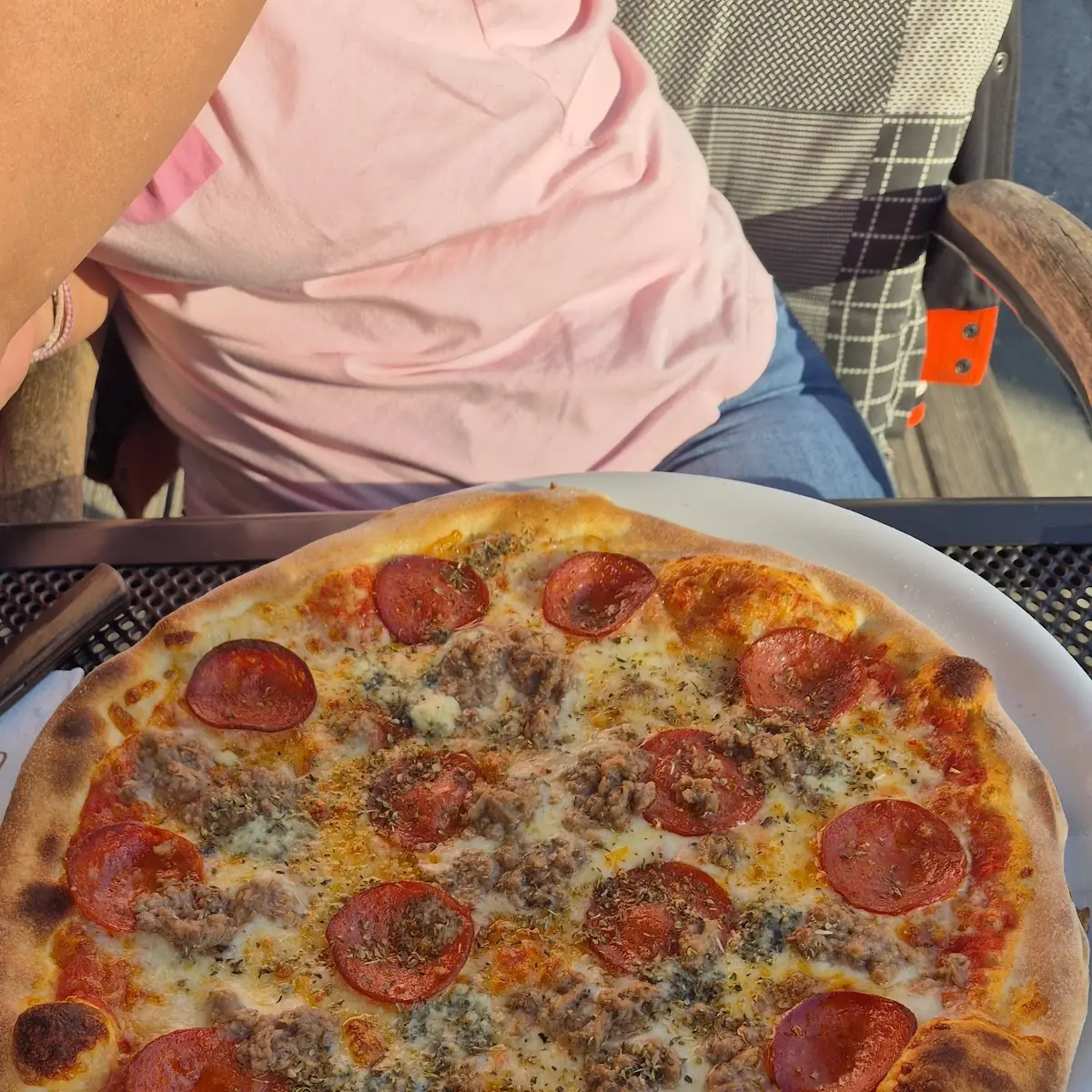 Salami Pizza