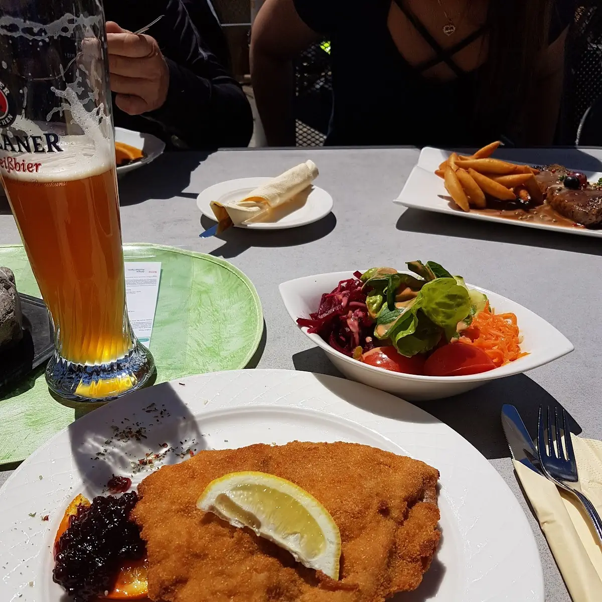 Cordon Bleu Mit Salat