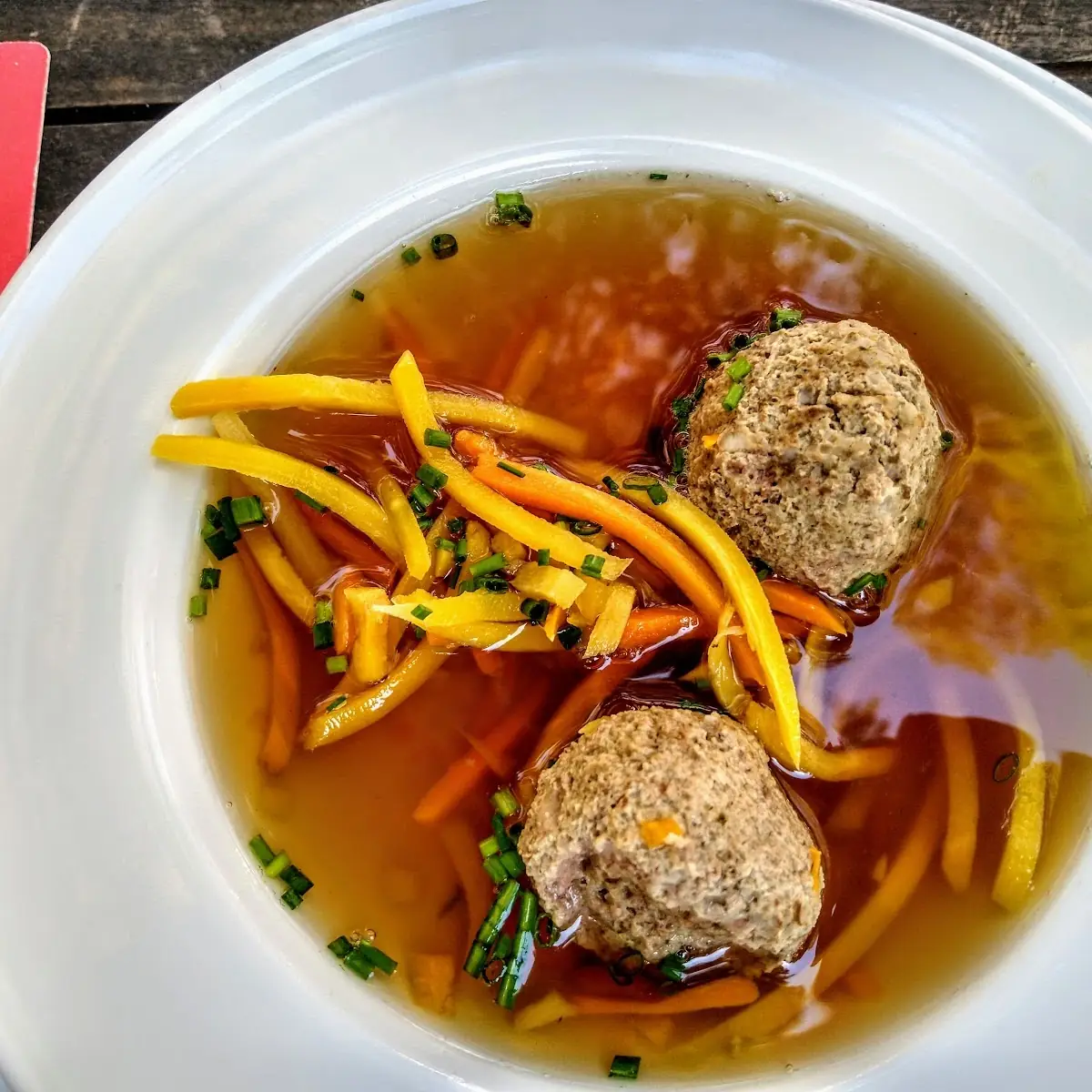 Leberknödelsuppe