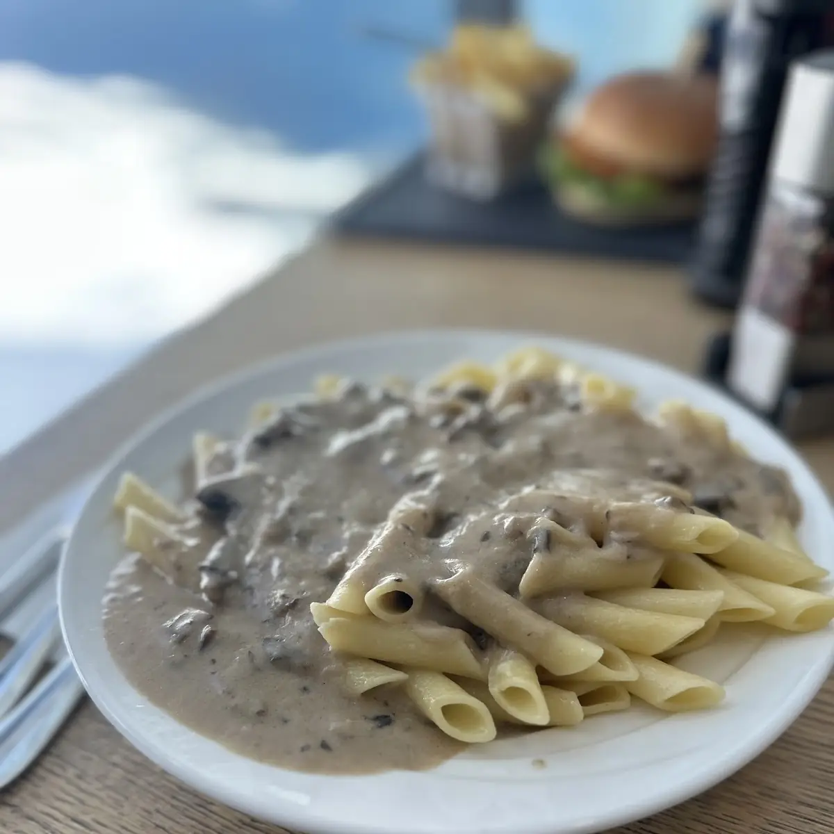 Penne with Mushroom Sauce