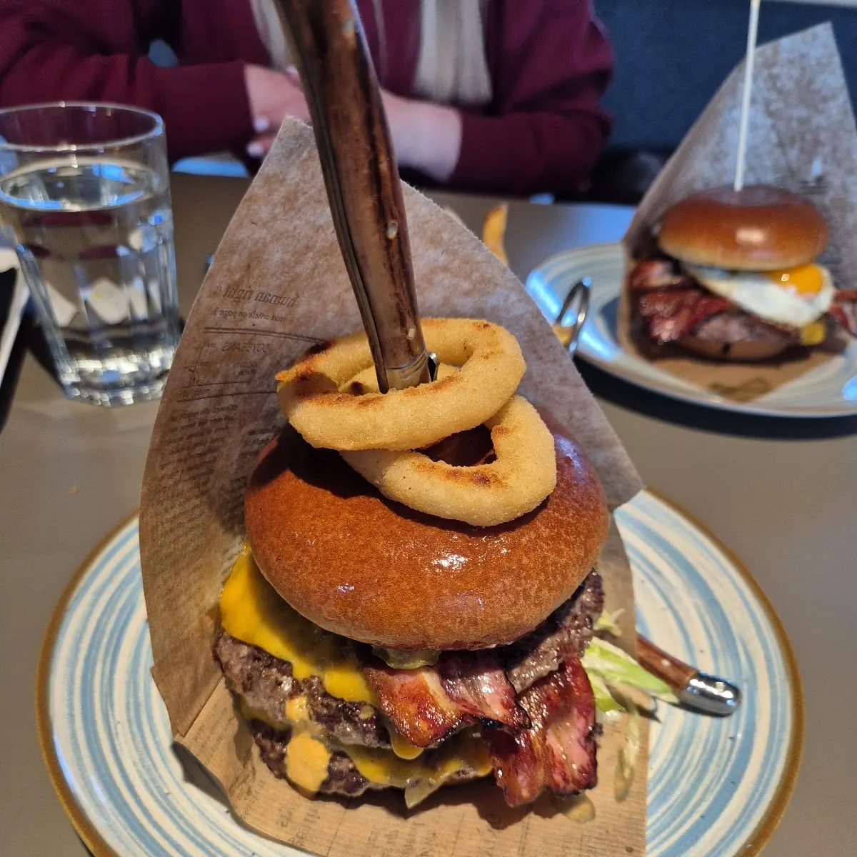 Arena Burger