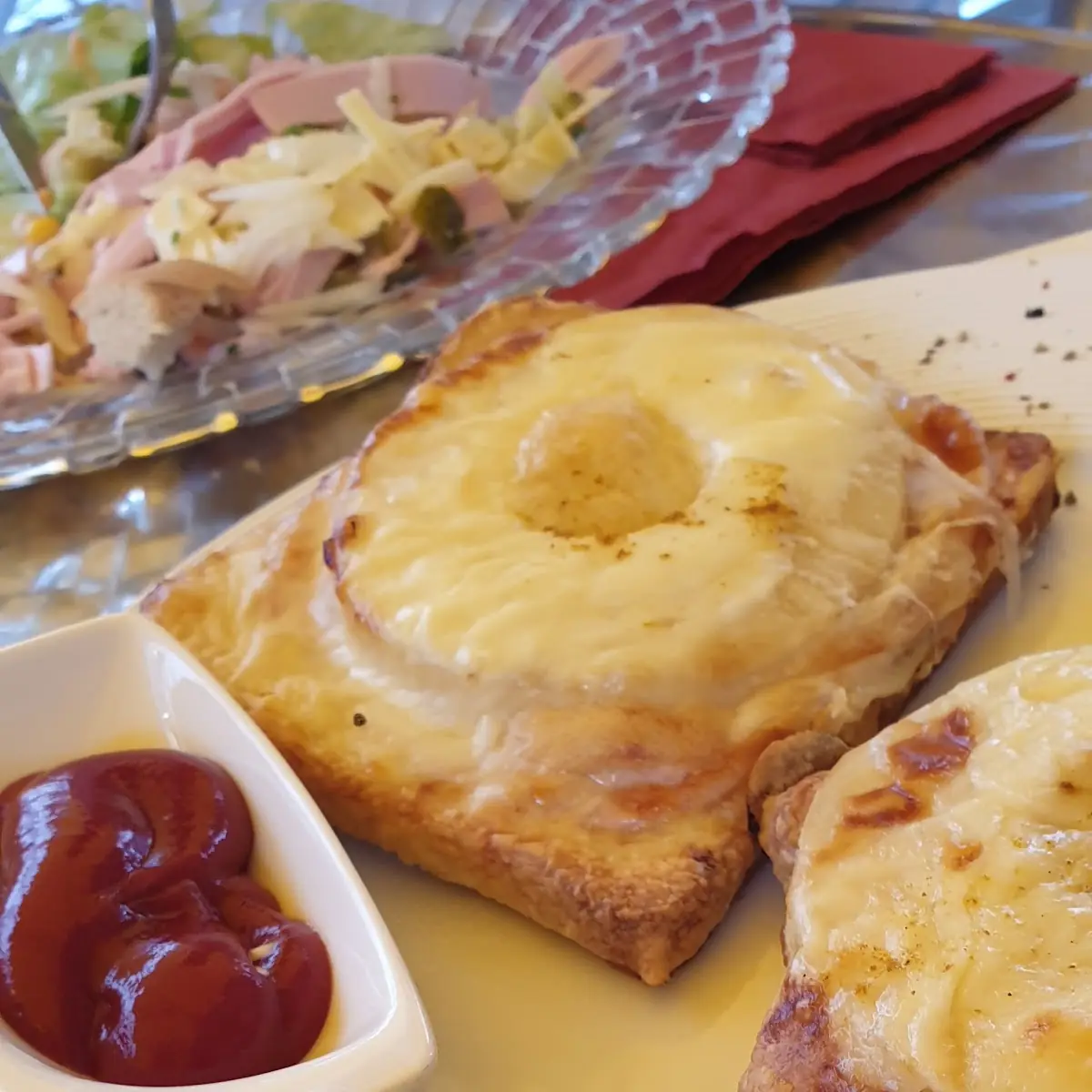 Toast Hawaii