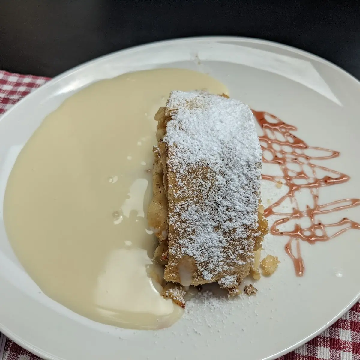 Apfelstrudel