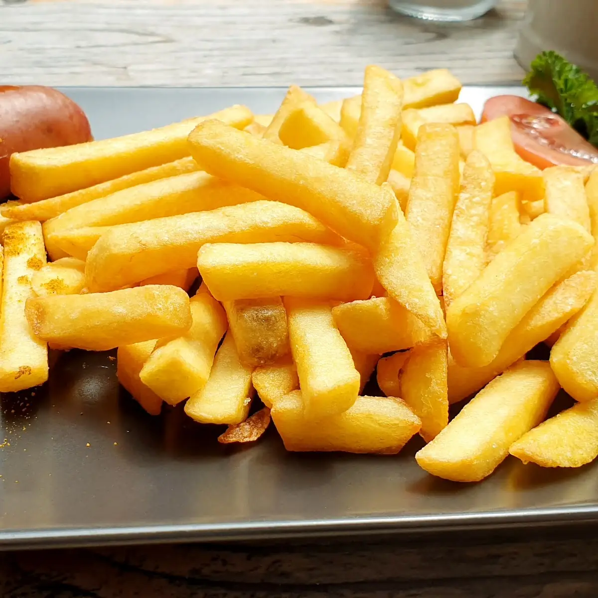 Currywurst Mit Pommes