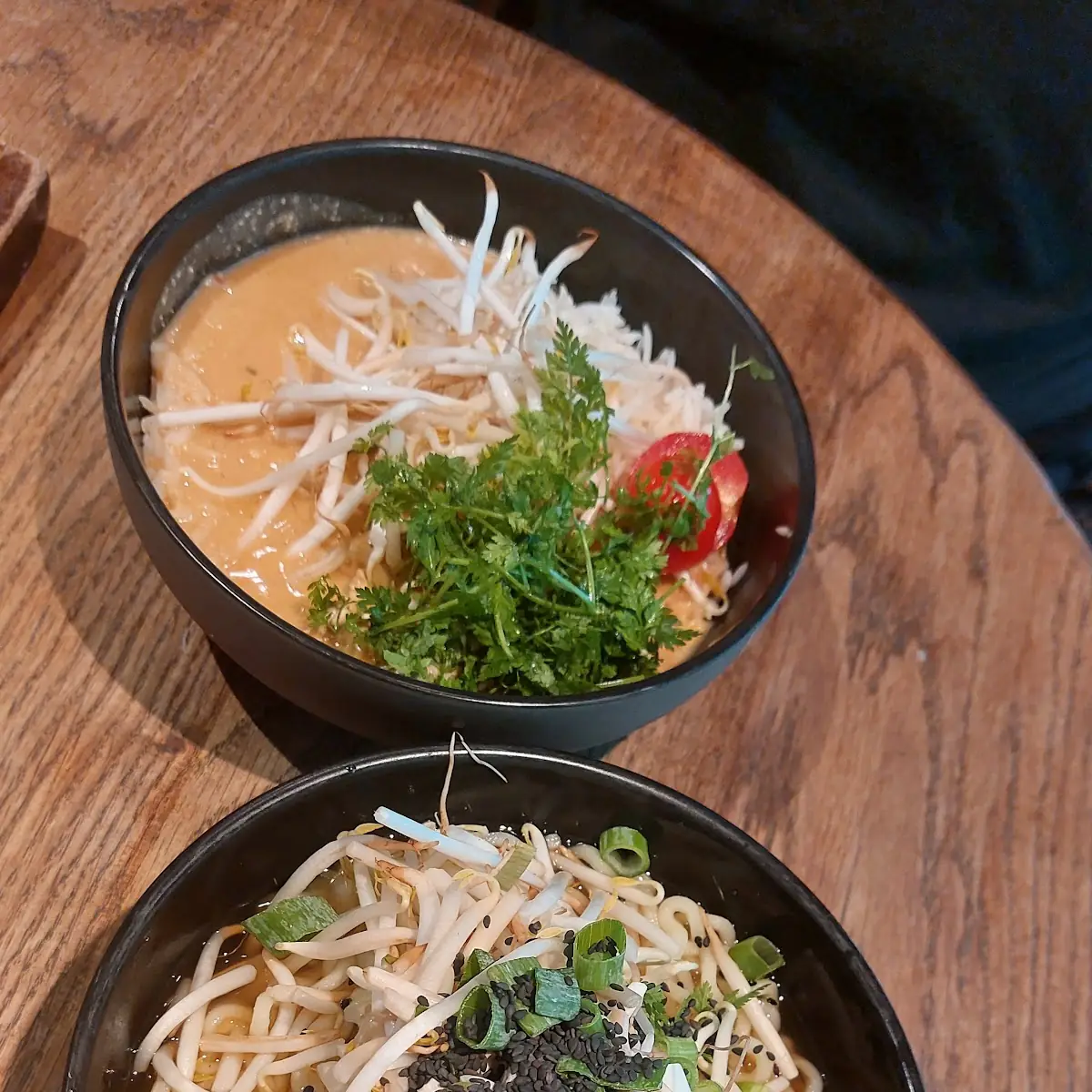 Cashew Chicken Pad Thai