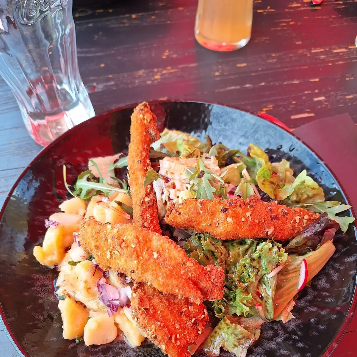 Backhendl Salat