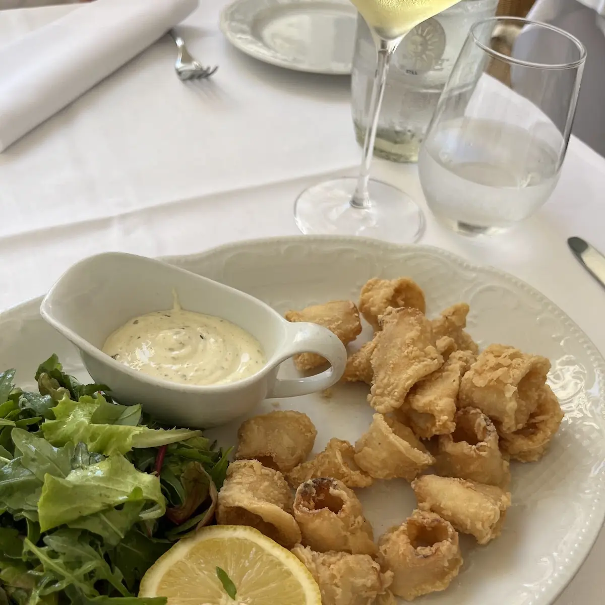Calamari Fritti Con Salsa Tartare