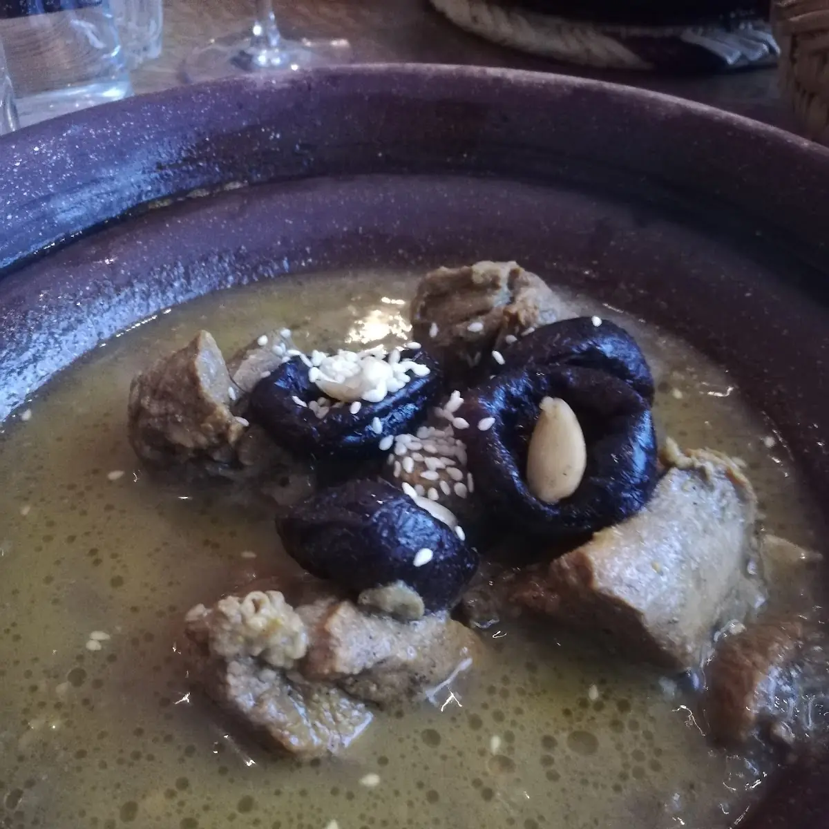 Lamm Mit Karamelisierten Pflaumen
