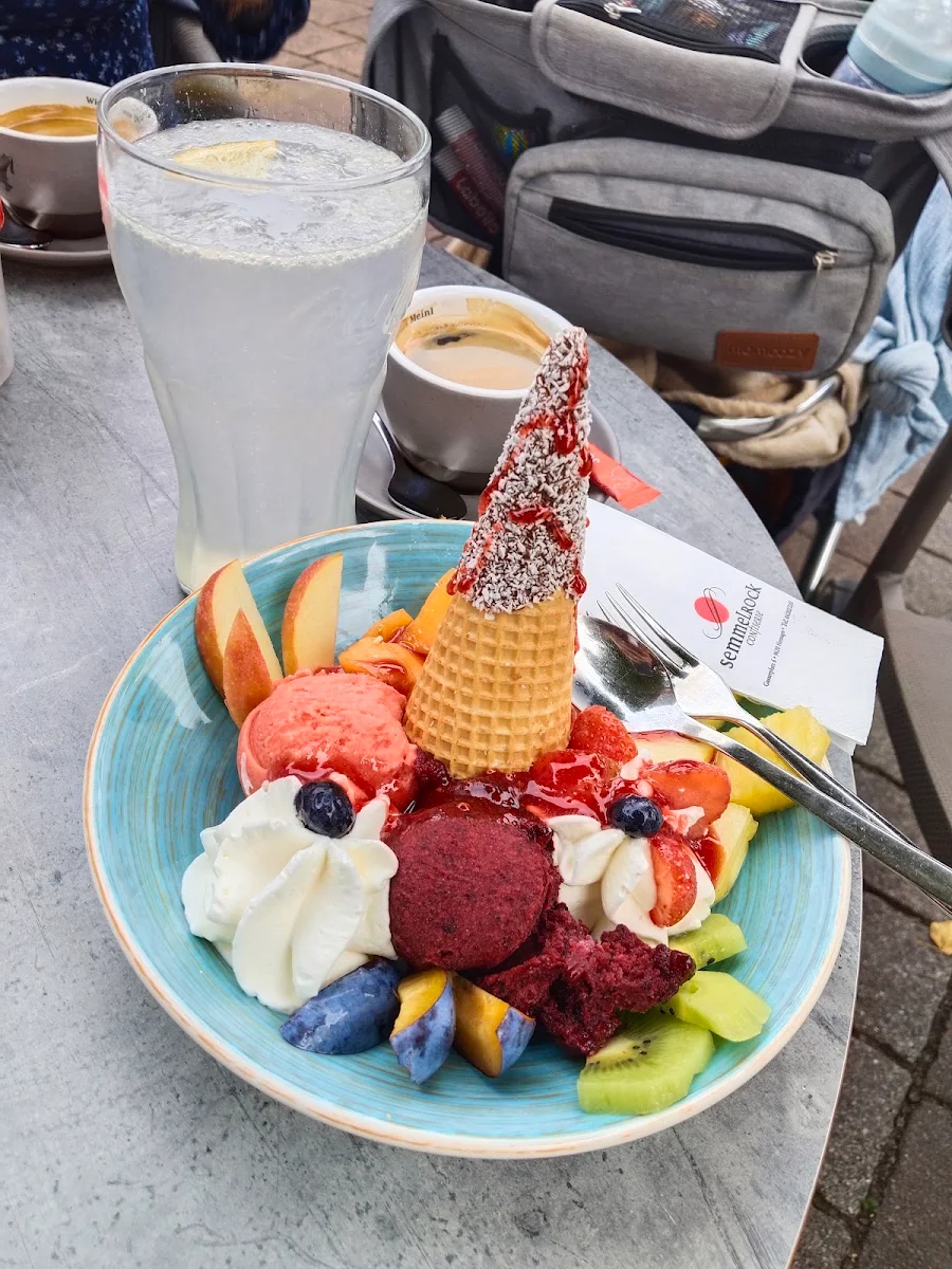 Gartner Kofel Becher