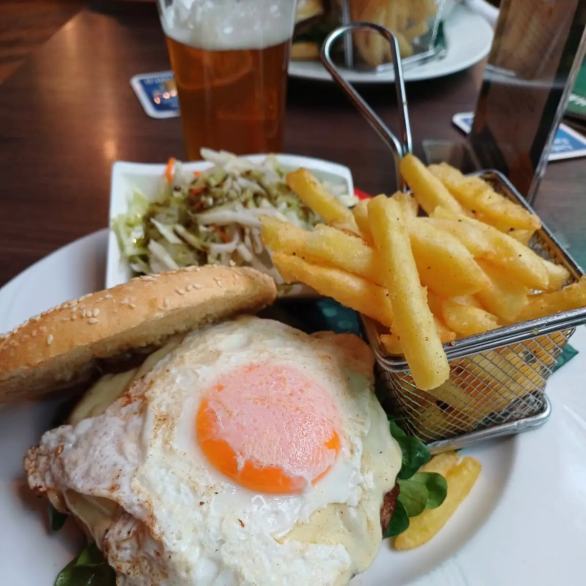Bürger Mit Spiegelei