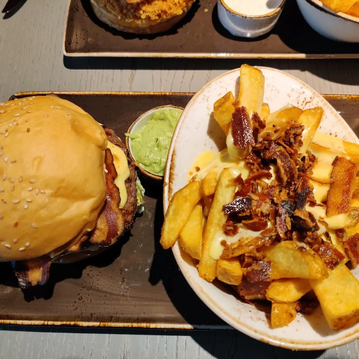 Bacon Story Burger Mit Bacon Cheese Fries