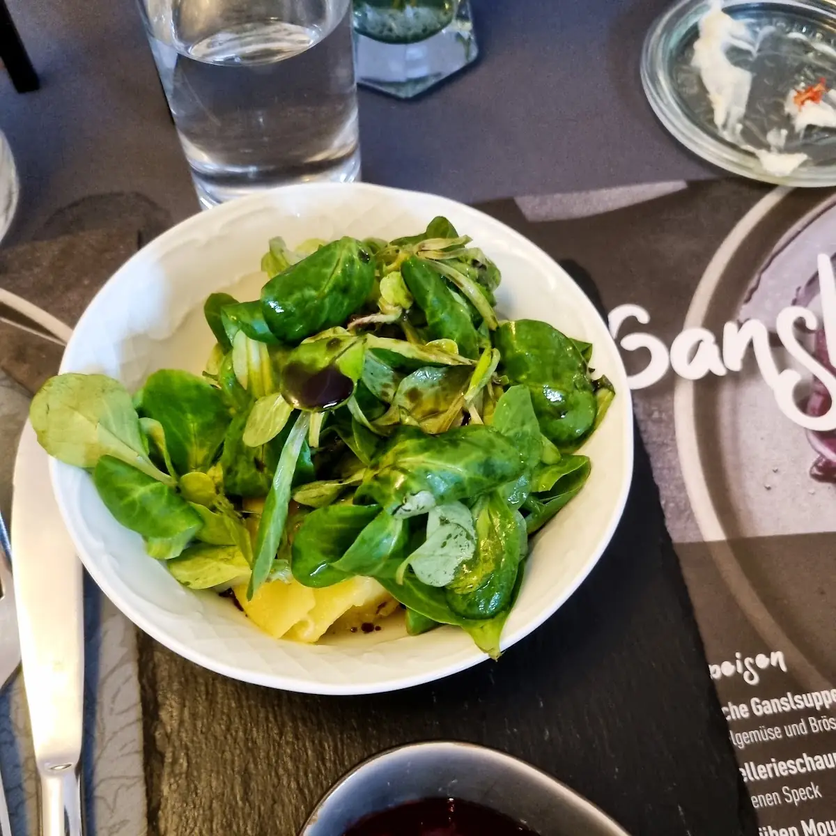 Kartoffel-vogerlsalat