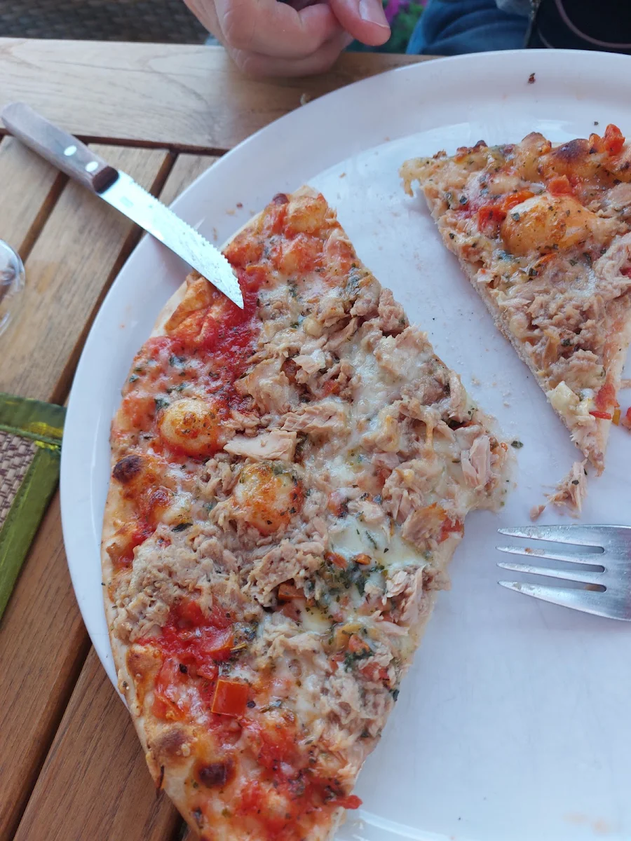 Pizza Tonno