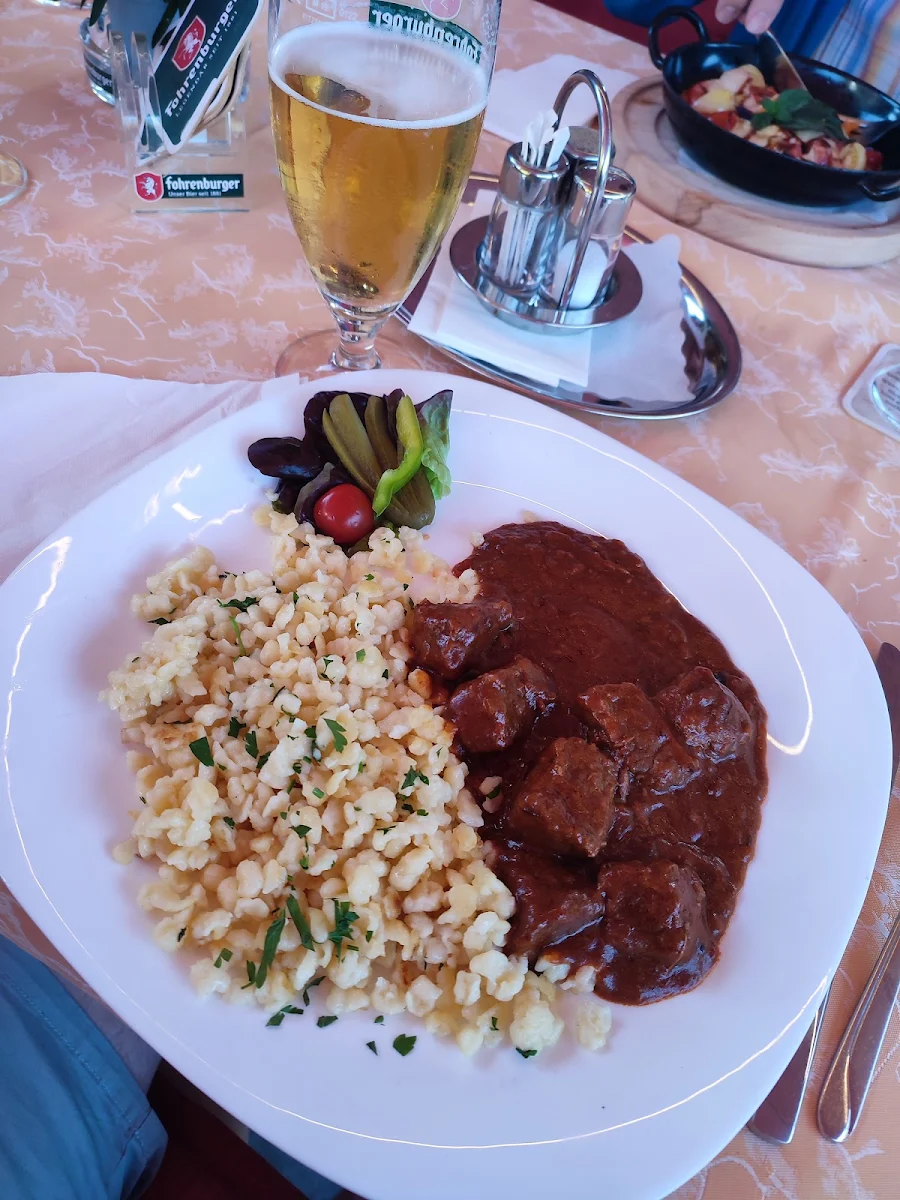 Rindergulasch Mit Spätzle