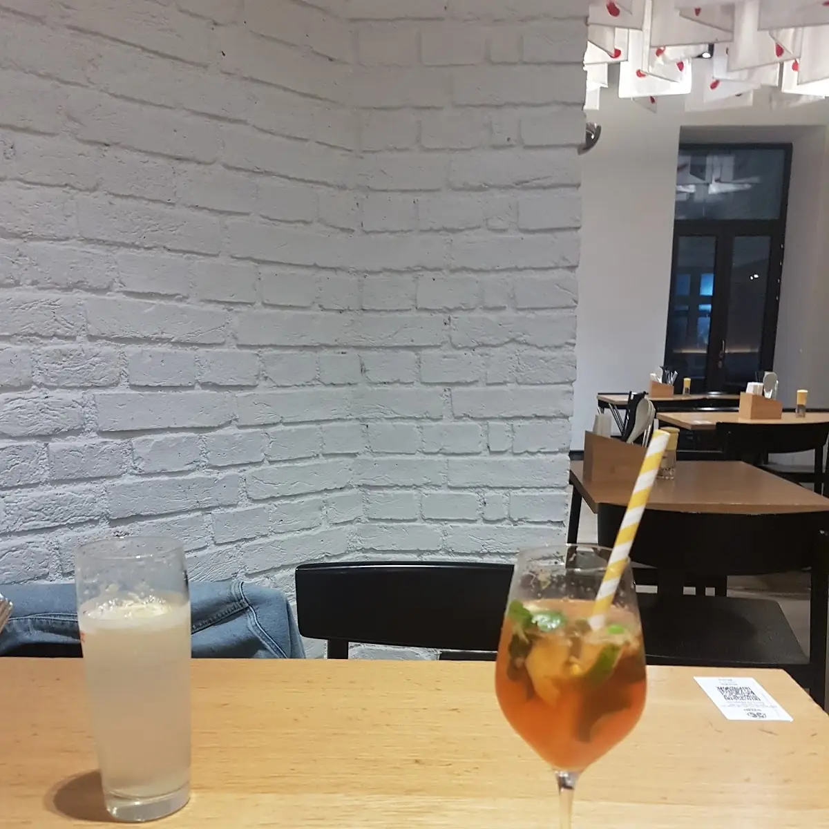 Aperol Ingwer Sprizz