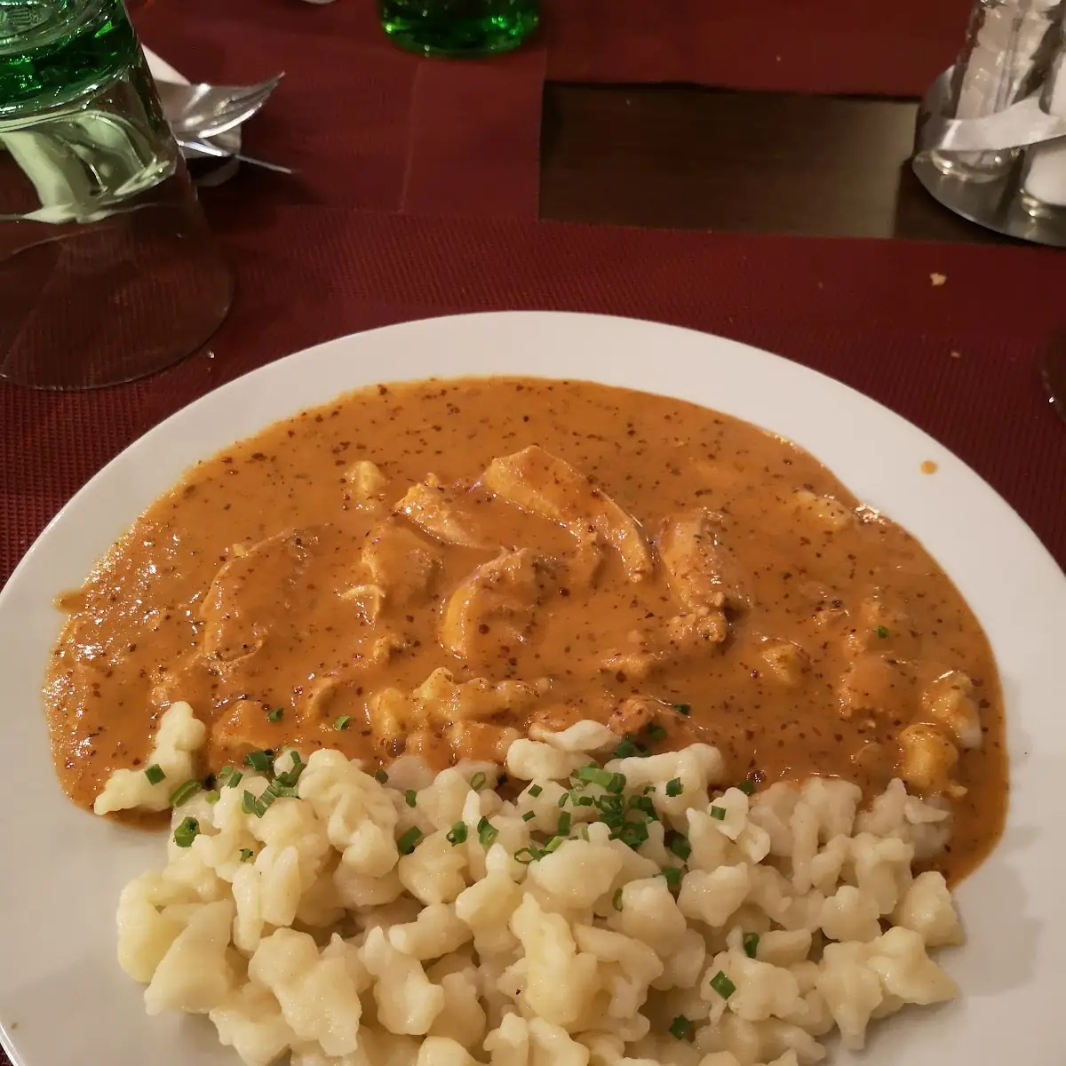 Kalbsgulasch Mit Spätzle