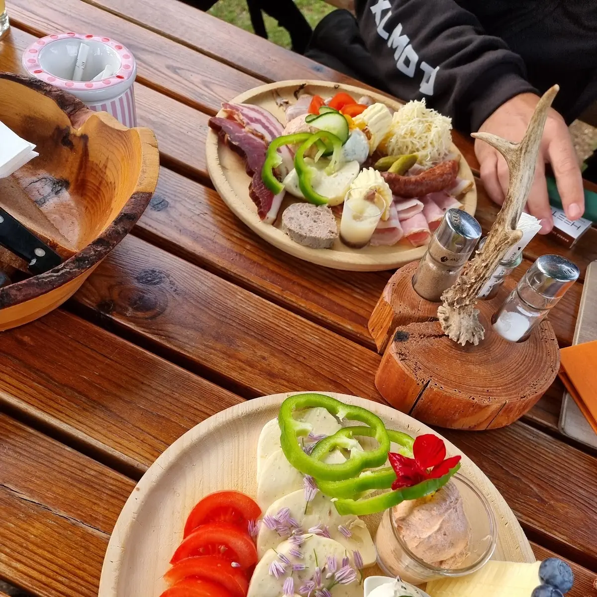 Käsejause Brettljause