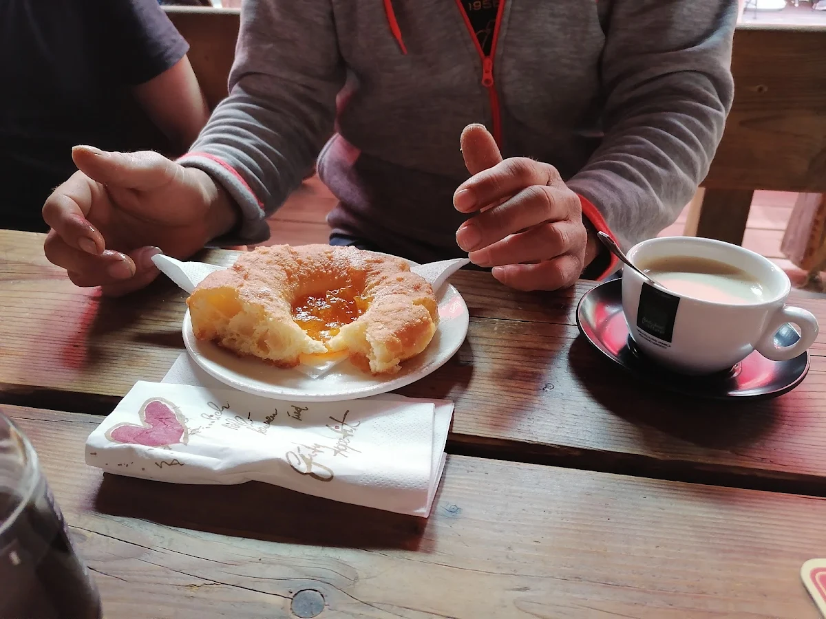 Bauernkrapfen Kaffee