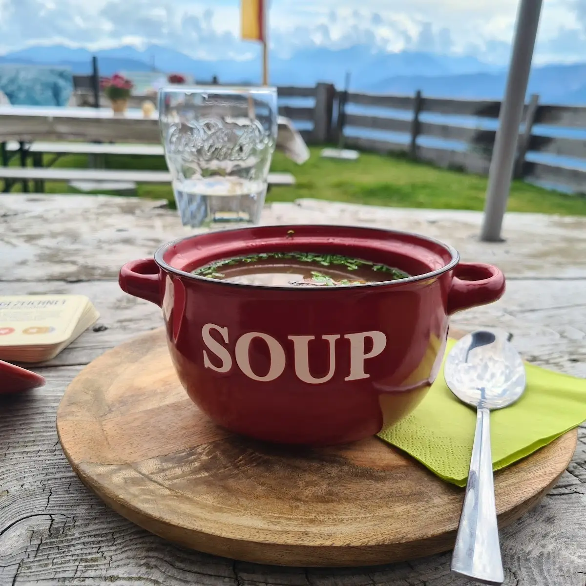 Kaspressknödelsuppe