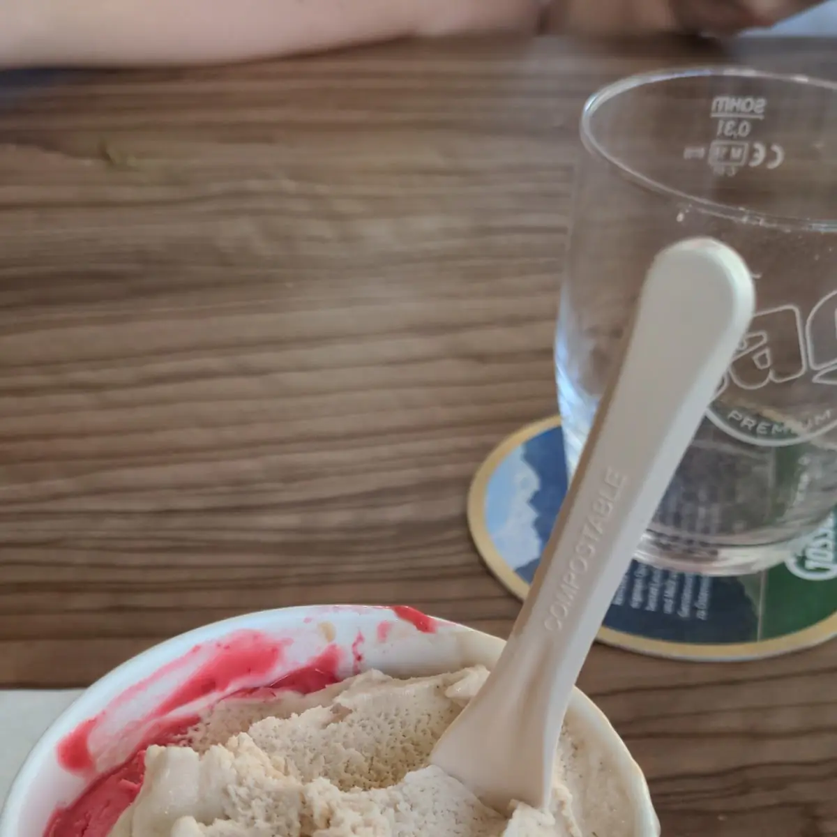 Himbeereis Und Haselnusseis